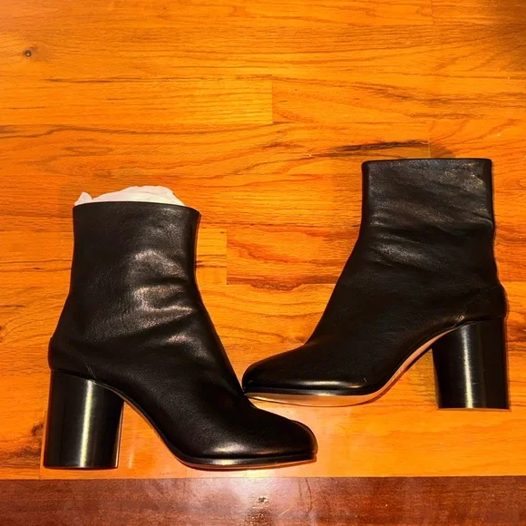 NWT Maison Martin Margiela Black Leather Tabi Ankle Boots - Picture 5 of 8